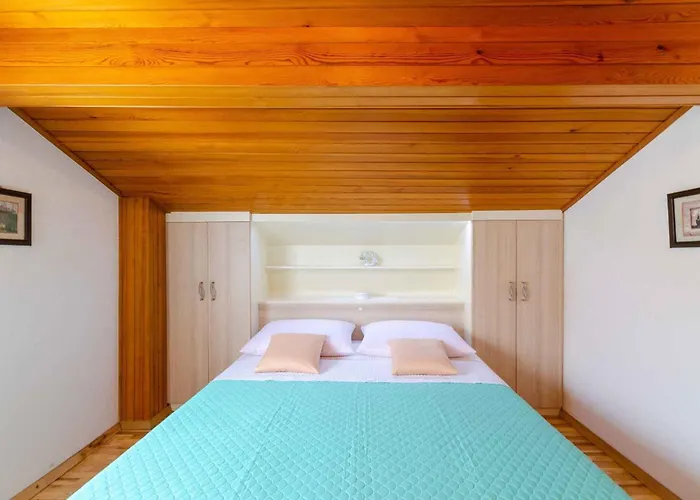 Two-bedroom In Vii Lägenhet Crikvenica